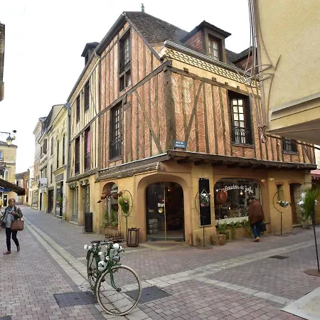 Peaceful In Saint-Nexans